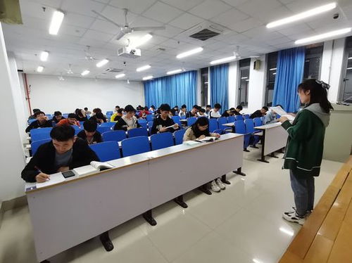 學(xué)黨史，正學(xué)風(fēng)，聚能量 計算機與通信工程學(xué)院持續(xù)開展通訊工程專業(yè)晚自習(xí)活動